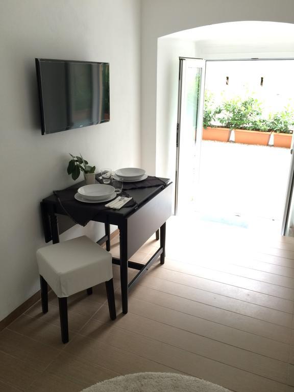 Cabella Fine Flat Genoa Room photo